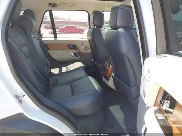 SALGS2SV3JA384583 2018 LAND ROVER RANGE ROVER - Image 8