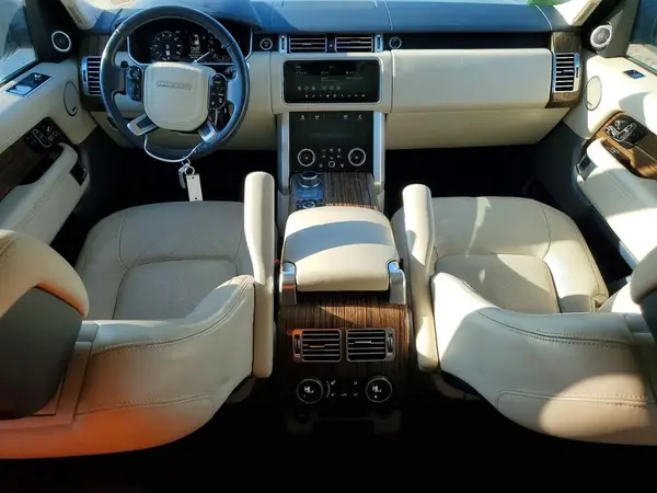 SALGS2SV3JA393090 2018 LAND ROVER RANGE ROVER - Image 8