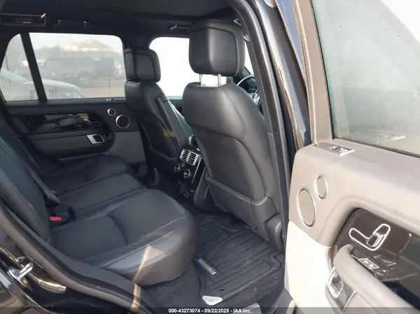 SALGS2SV3JA512756 2018 LAND ROVER RANGE ROVER - Image 8
