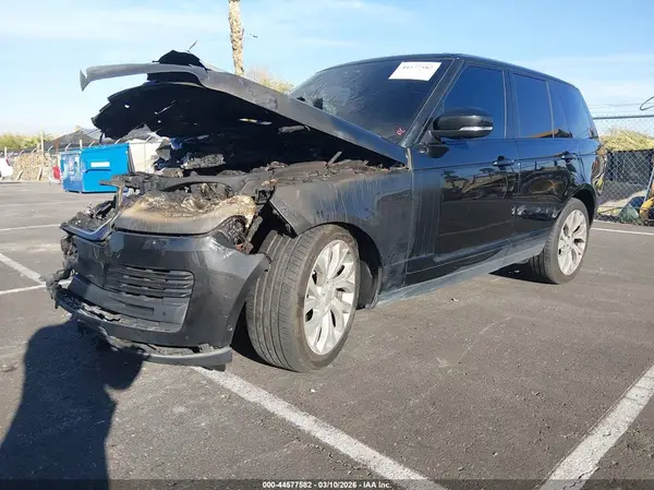SALGS2SV3KA543913 2019 LAND ROVER RANGE ROVER - Image 2