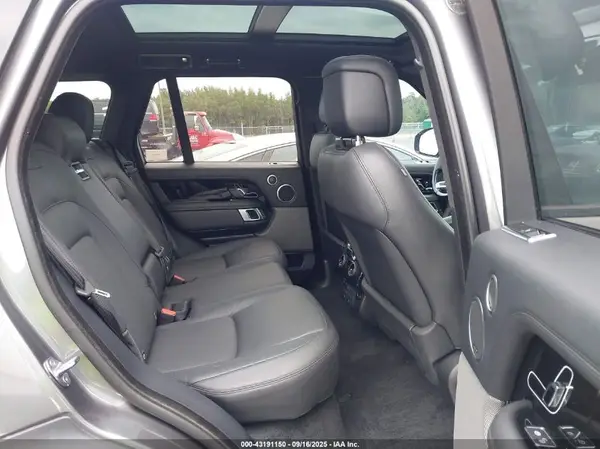 SALGS2SV4JA512586 2018 LAND ROVER RANGE ROVER - Image 8