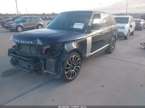 SALGS2SV5JA389901 2018 LAND ROVER RANGE ROVER - Image 2