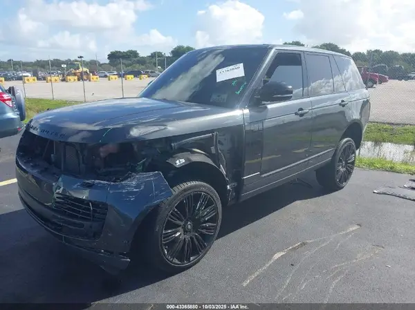 SALGS2SV5JA393415 2018 LAND ROVER RANGE ROVER - Image 2