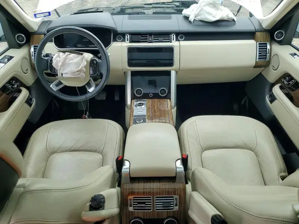 SALGS2SV7JA395621 2018 LAND ROVER RANGE ROVER - Image 8