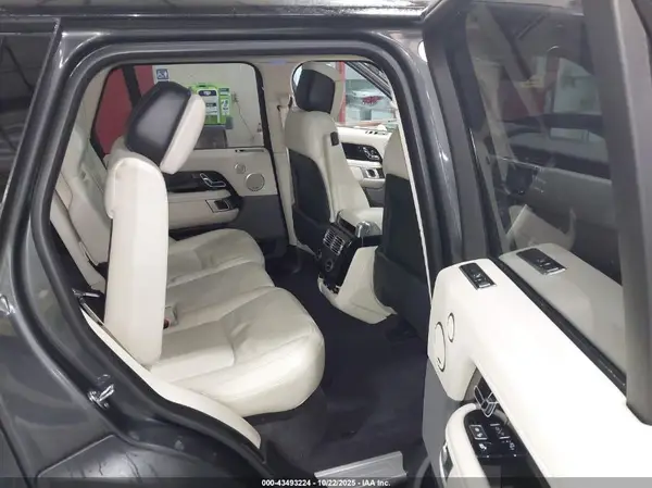 SALGS2SV7KA567082 2019 LAND ROVER RANGE ROVER - Image 8