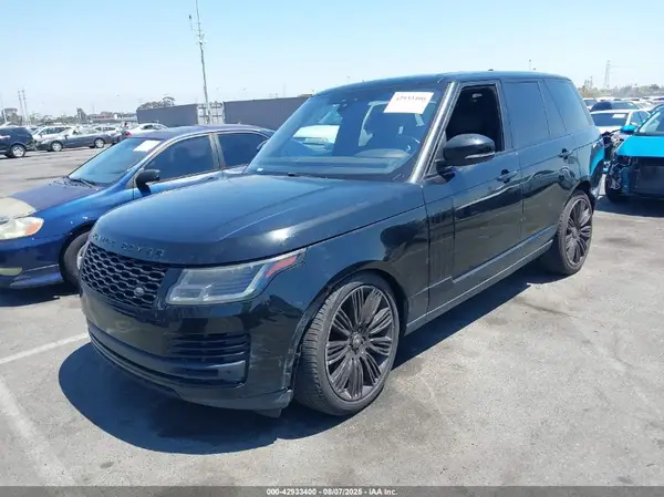 SALGS2SV8JA387771 2018 LAND ROVER RANGE ROVER - Image 2