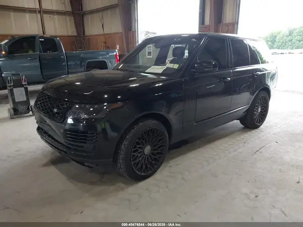 SALGS2SV9JA511725 2018 LAND ROVER RANGE ROVER - Image 2