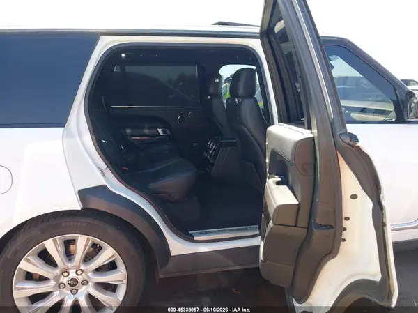 SALGS5FE1HA352172 2017 LAND ROVER RANGE ROVER - Image 8