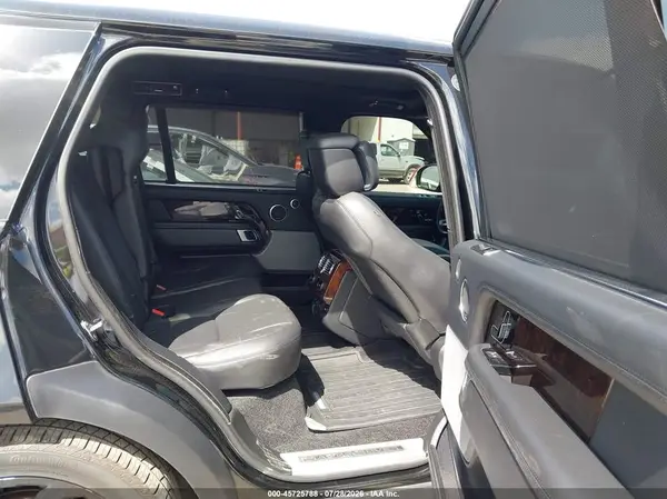 SALGS5RE5JA391915 2018 LAND ROVER RANGE ROVER - Image 8