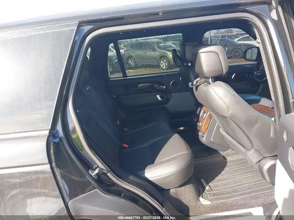 SALGS5RE9JA382070 2018 LAND ROVER RANGE ROVER - Image 8