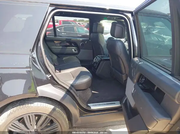 SALGS5SE7MA430924 2021 LAND ROVER RANGE ROVER - Image 8