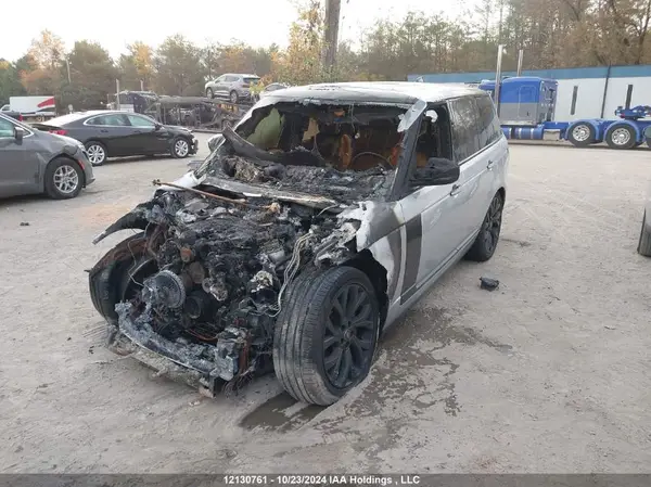 SALGV2RE5JA508740 2018 LAND ROVER RANGE ROVER - Image 2