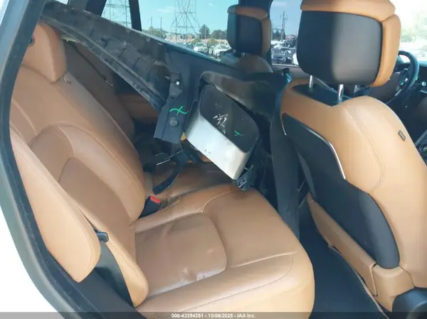 SALGV2RE8JA503323 2018 LAND ROVER RANGE ROVER - Image 8