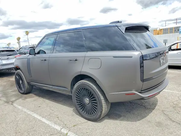 SALK19F44RA253584 2024 LAND ROVER RANGE ROVER - Image 2
