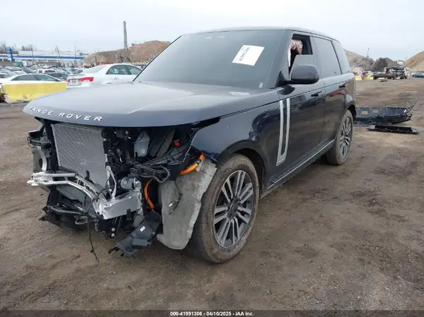 SALK19F47RA097072 2024 LAND ROVER RANGE ROVER - Image 2