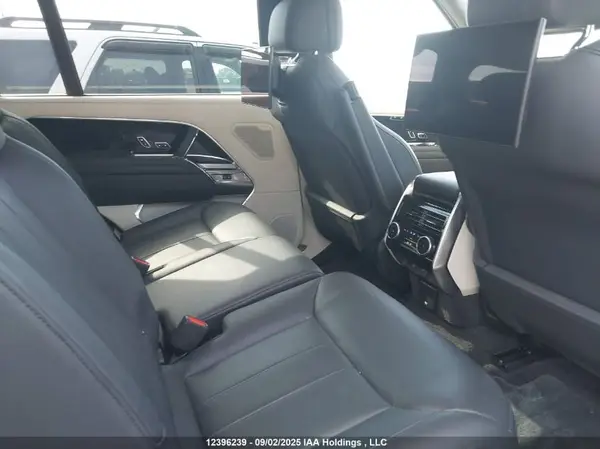 SALK1BE70PA059084 2023 LAND ROVER RANGE ROVER - Image 8