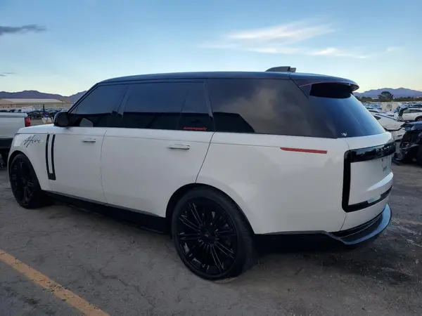 SALK1BE72PA054839 2023 LAND ROVER RANGE ROVER - Image 2