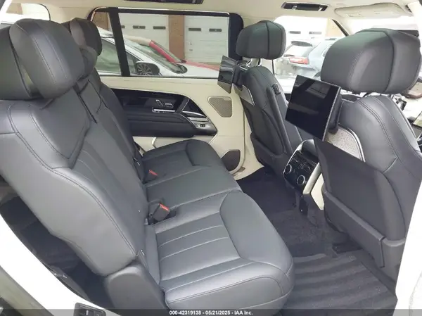 SALK1BE74PA021891 2023 LAND ROVER RANGE ROVER - Image 8