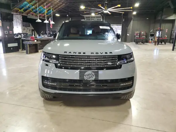 SALK1BE76PA036540 2023 LAND ROVER RANGE ROVER - Image 2