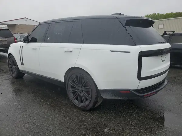 SALK1BE95RA234711 2024 LAND ROVER RANGE ROVER - Image 2