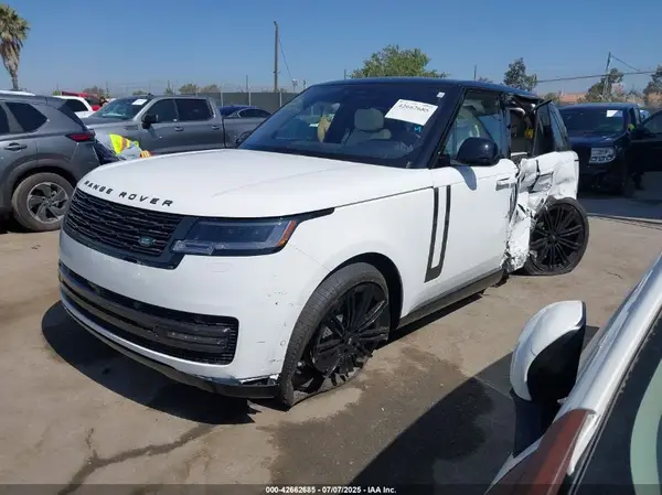 SALKP9E70PA061182 2023 LAND ROVER RANGE ROVER - Image 2