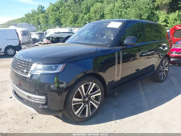 SALKP9E71PA032516 2023 LAND ROVER RANGE ROVER - Image 2