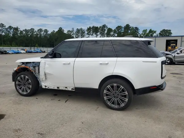 SALKP9E74PA010820 2023 LAND ROVER RANGE ROVER - Image 2