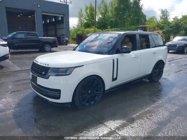 SALKP9E77PA081655 2023 LAND ROVER RANGE ROVER - Image 2