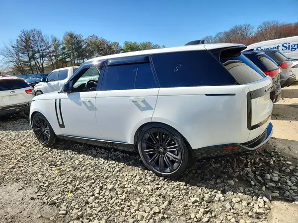 SALKP9E97RA223815 2024 LAND ROVER RANGE ROVER - Image 2