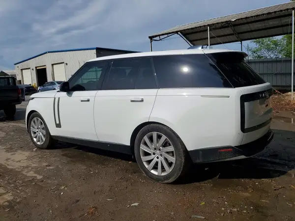 SALKP9FU2RA241240 2024 LAND ROVER RANGE ROVER - Image 2
