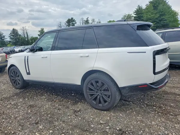 SALKPBE70PA022194 2023 LAND ROVER RANGE ROVER - Image 2