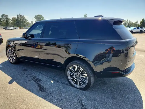 SALKPBE73PA074113 2023 LAND ROVER RANGE ROVER - Image 2