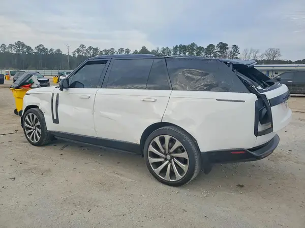 SALKPBE90SA260928 2025 LAND ROVER RANGE ROVER - Image 2