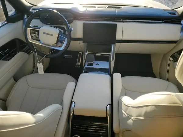 SALKPBE94SA260799 2025 LAND ROVER RANGE ROVER - Image 8