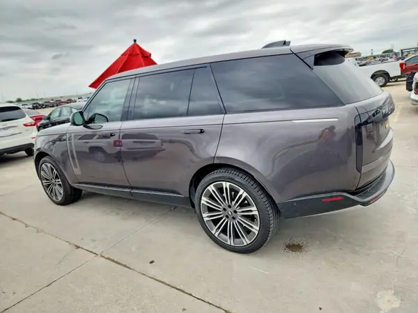 SALKPBFU1RA215896 2024 LAND ROVER RANGE ROVER - Image 2