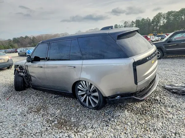 SALKUBE76PA036786 2023 LAND ROVER RANGE ROVER - Image 2