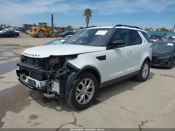 SALRG2RK3JA071586 2018 LAND ROVER DISCOVERY - Image 2
