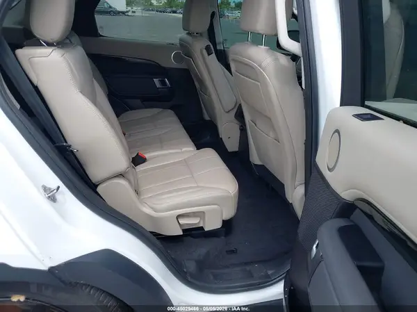 SALRG2RV3JA063286 2018 LAND ROVER DISCOVERY - Image 8