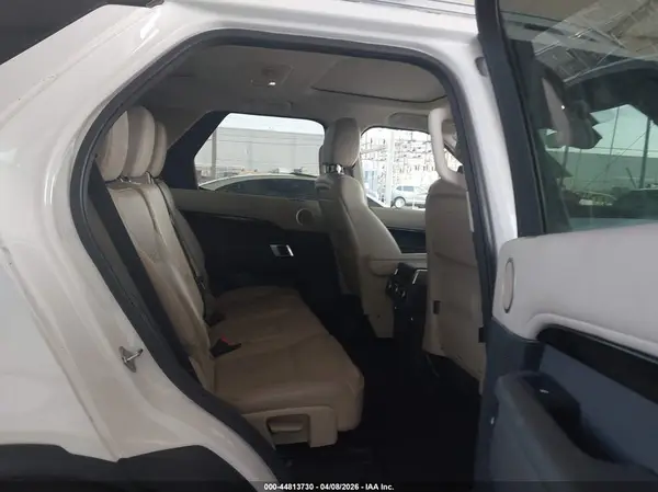 SALRG2RV3K2403449 2019 LAND ROVER DISCOVERY - Image 8