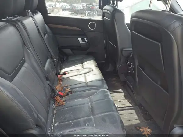 SALRG2RV3K2410630 2019 LAND ROVER DISCOVERY - Image 8