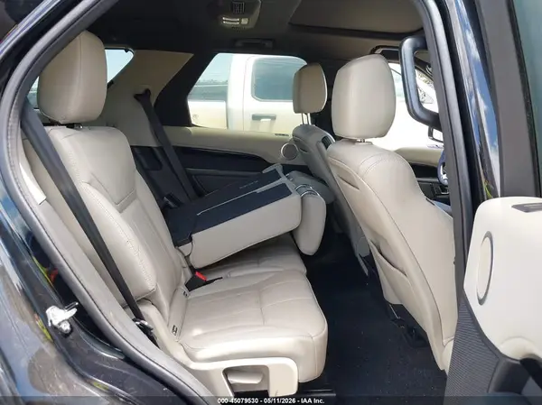 SALRG2RV3KA095463 2019 LAND ROVER DISCOVERY - Image 8