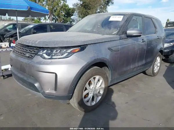 SALRG2RV3L2430085 2020 LAND ROVER DISCOVERY - Image 2