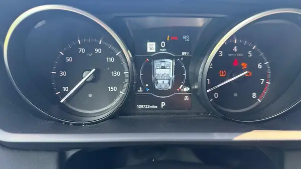 SALRG2RV4JA069601 2018 LAND ROVER DISCOVERY - Image 8