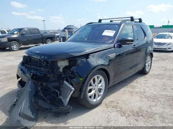 SALRG2RV4JA069713 2018 LAND ROVER DISCOVERY - Image 2