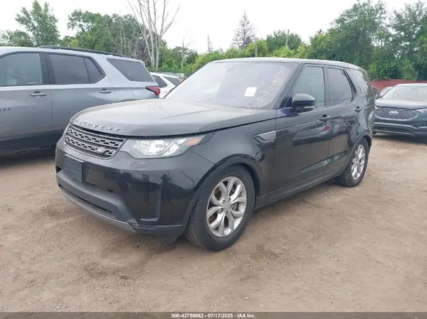 SALRG2RV5JA057375 2018 LAND ROVER DISCOVERY - Image 2