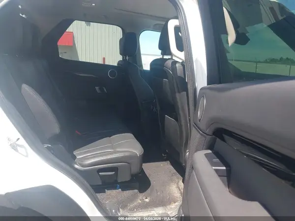 SALRG2RV6K2413098 2019 LAND ROVER DISCOVERY - Image 8