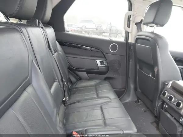 SALRG2RV6KA093982 2019 LAND ROVER DISCOVERY - Image 8