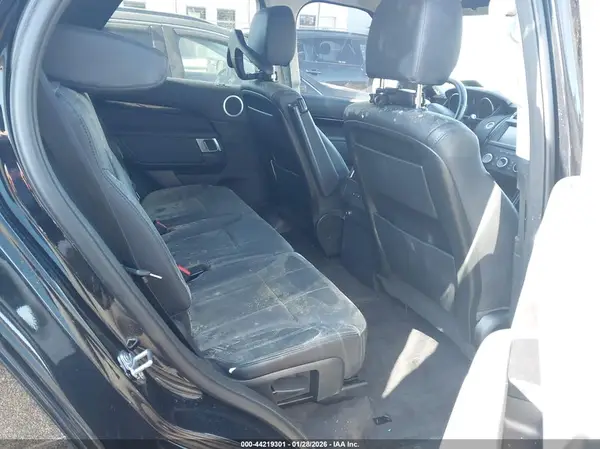 SALRG2RV8JA064174 2018 LAND ROVER DISCOVERY - Image 8
