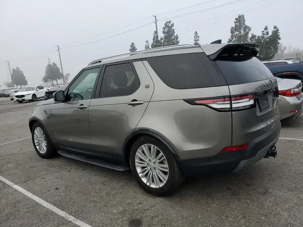 SALRG2RV8K2409828 2019 LAND ROVER DISCOVERY - Image 2