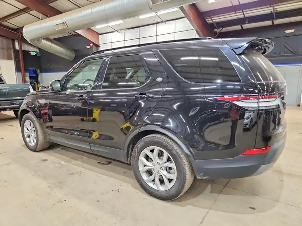 SALRG2RV9JA057928 2018 LAND ROVER DISCOVERY - Image 2